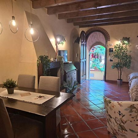 Monolocale Dalia Abbadesse Guest House Milan Exterior photo