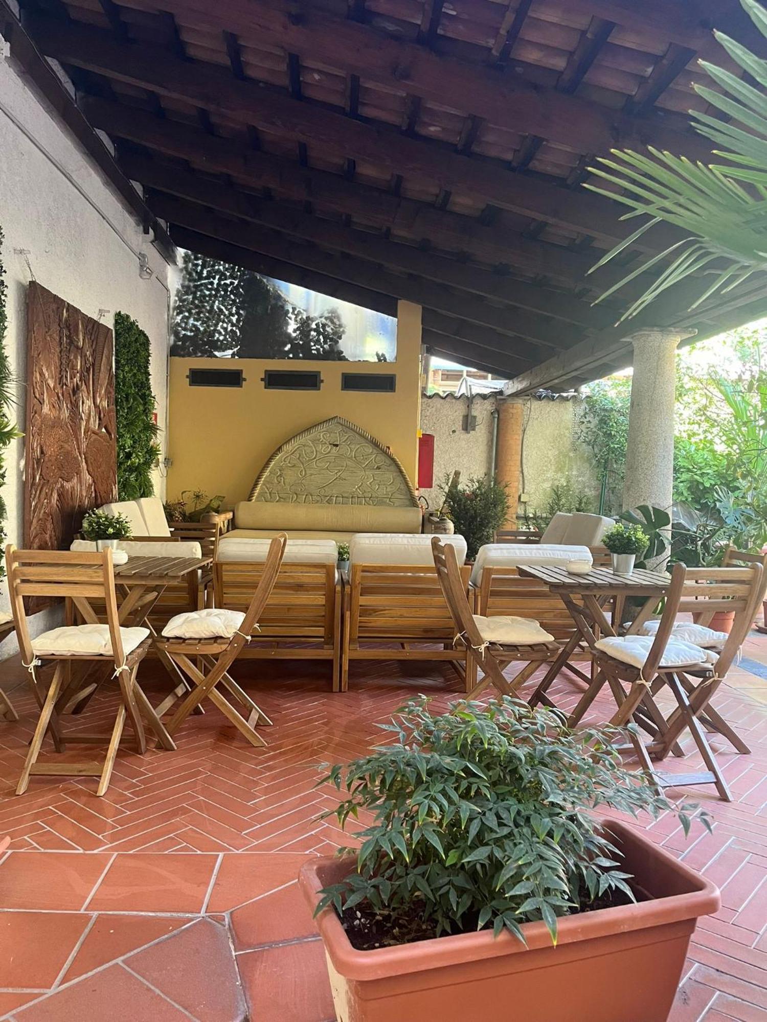 Monolocale Dalia Abbadesse Guest House Milan Exterior photo