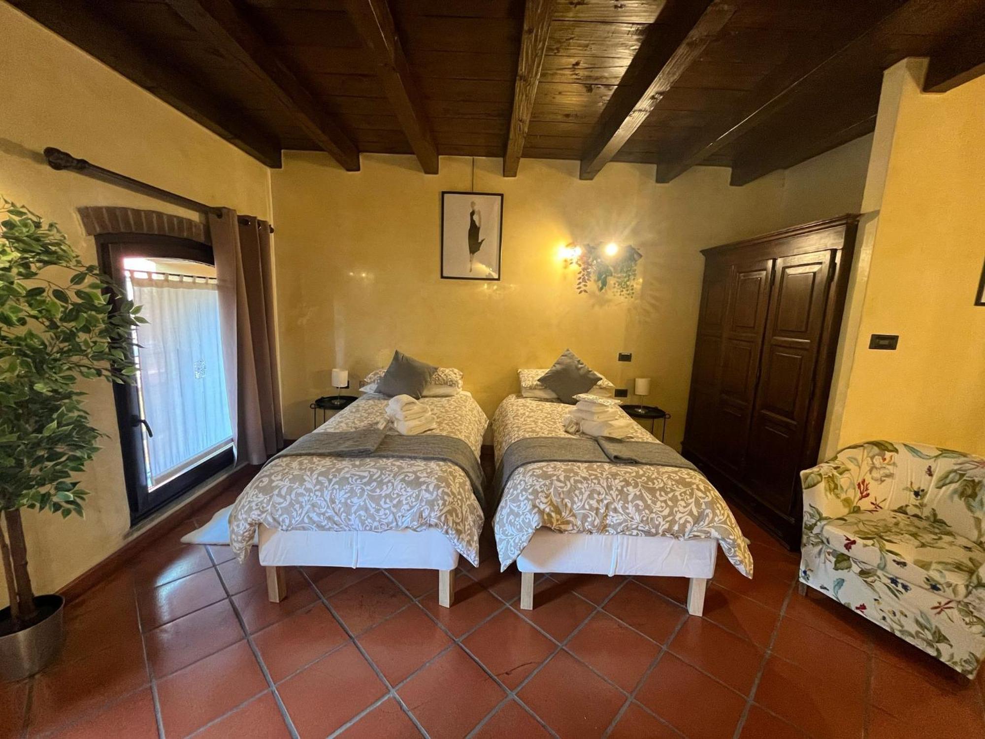 Monolocale Dalia Abbadesse Guest House Milan Exterior photo