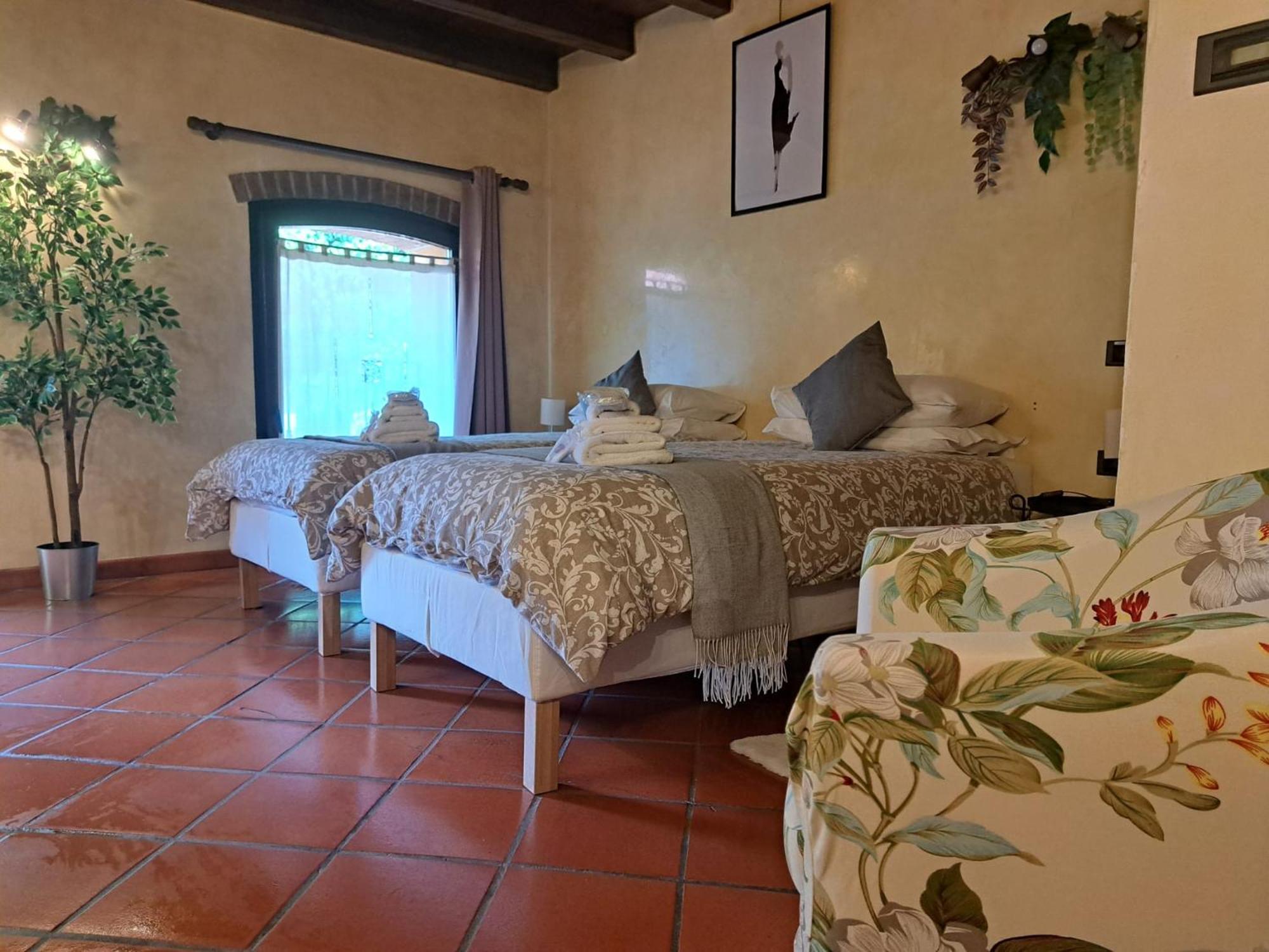 Monolocale Dalia Abbadesse Guest House Milan Exterior photo